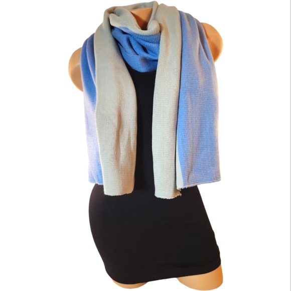 KEVIA ACRYLIC GREY & BLUE COLOR BLOCK SCARF - Picture 1 of 6
